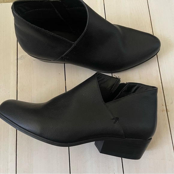 AEROSOLES women’s Ankle Boots size 10 black - Picture 7 of 9